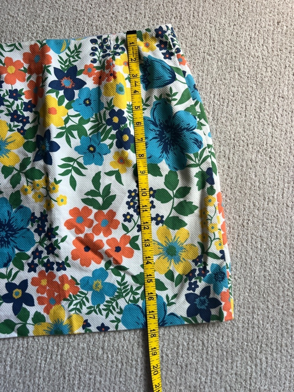 Tommy Hilfiger Spring Flower Floral Mini Pencil Skirt Women’s Size 8 - Picture 4 of 7